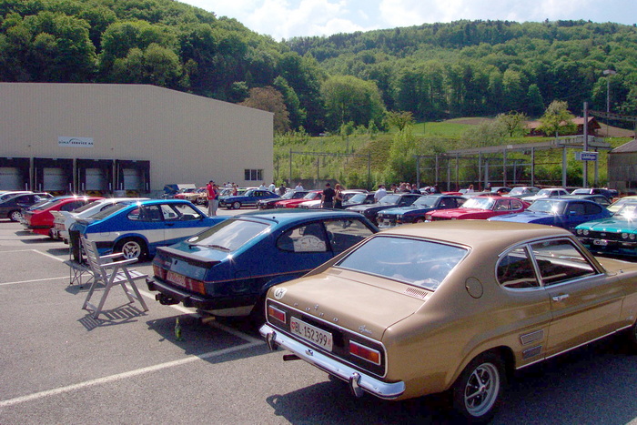 Fast 100 Capri’s aus der Schweiz und Deutschland
Almost 100 Capri's from Switzerland and Germany
Près de 100 Capri de Suisse et d'Allemagne Fast 100 Capri’s aus der Schweiz und Deutschland
Almost 100 Capri's from Switzerland and Germany
Près de 100 Capri de Suisse et d'Allemagne